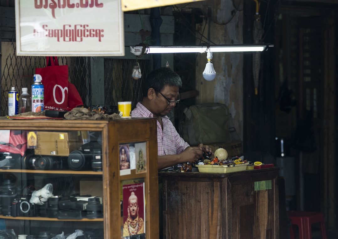 Guide To Camera Stores & Camera Repair Shops in Yangon MYANMORE